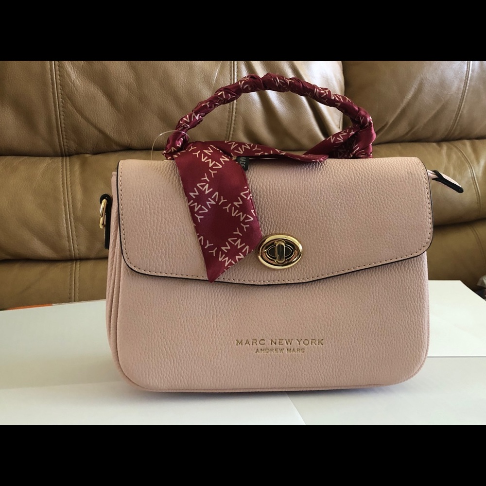 Andrew marc crossbody bag